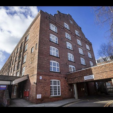 58 Cocoa Suites York Esterno foto